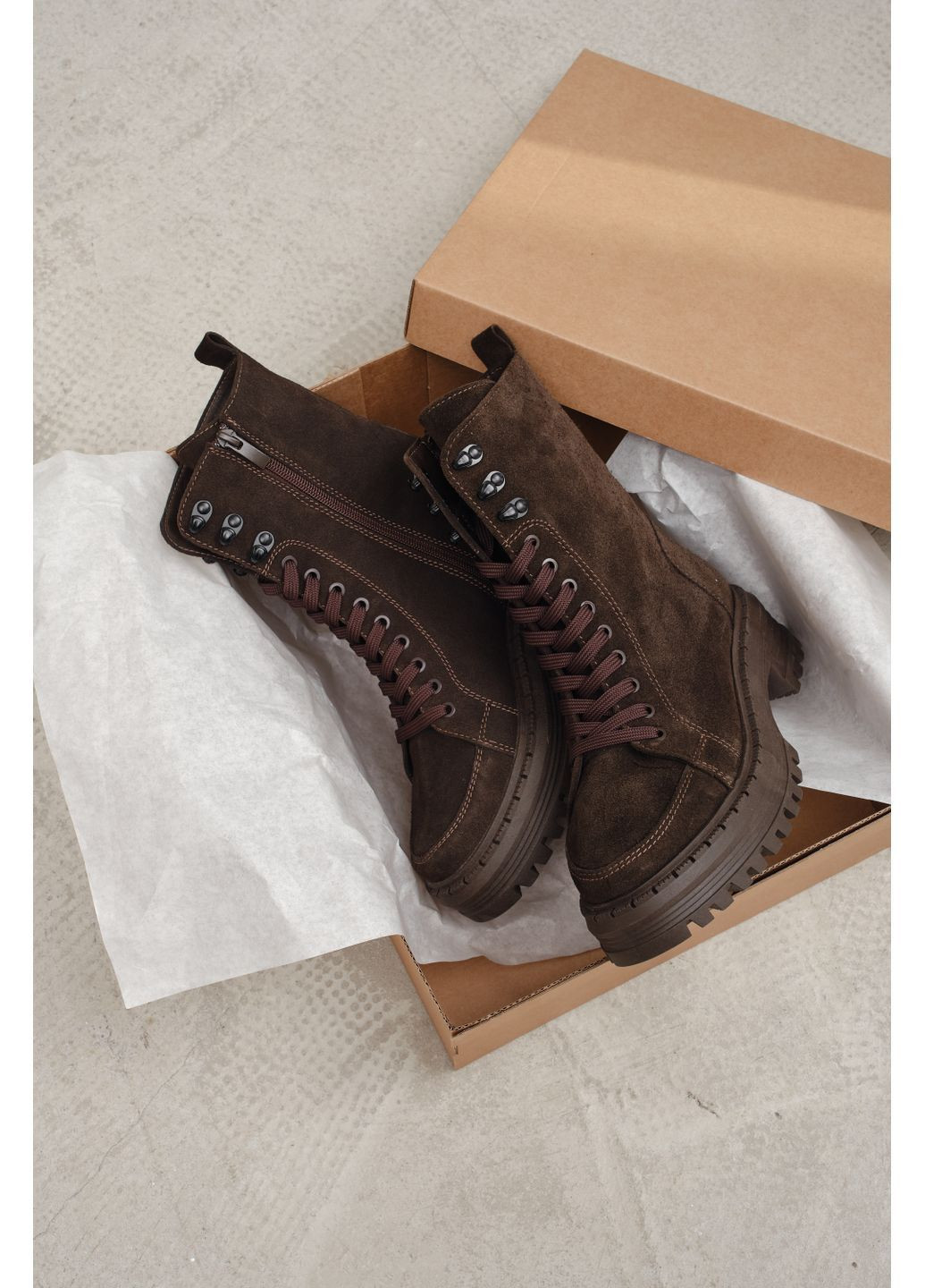 Високі жіночі демісезонні замшеві черевики темно-коричневого кольору на шнурках з боковою змійкою (відшив 3 дні) Paradize (365859804)