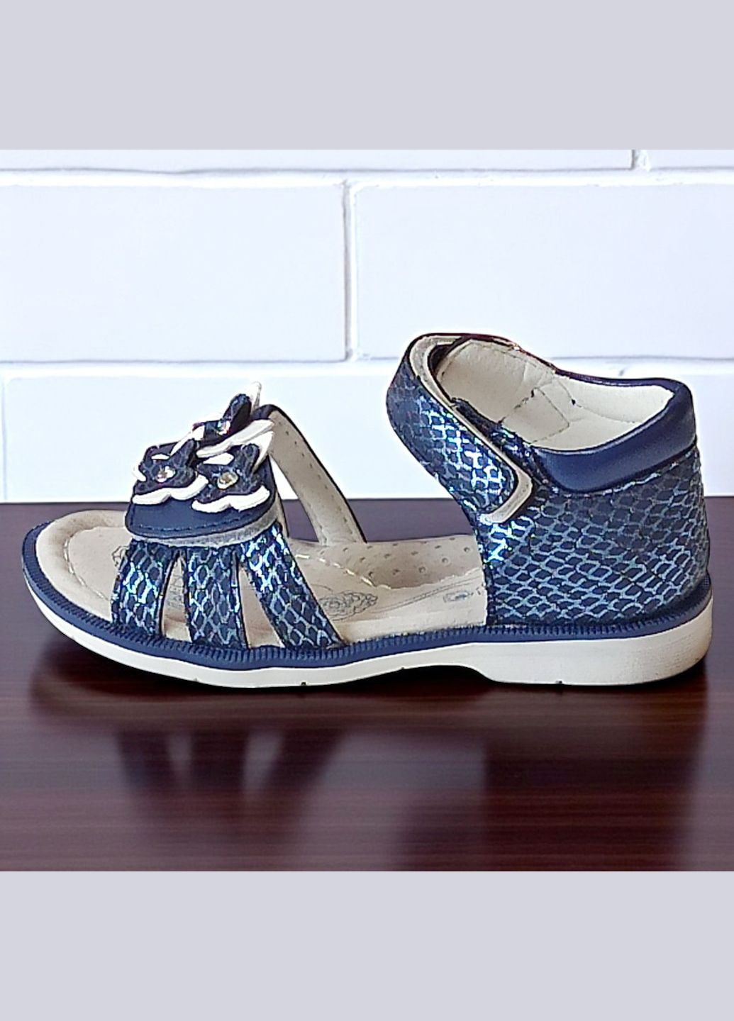Темно-синие босоножки ортопедические для девочки сандалии на липучках Clibee