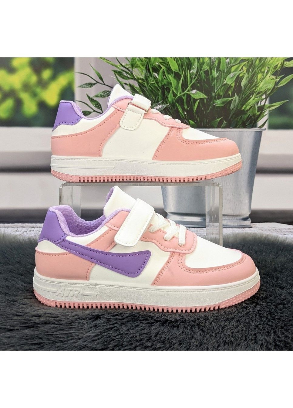 Розово-лиловые демисезонные кроссовки детские для девочки XIFA