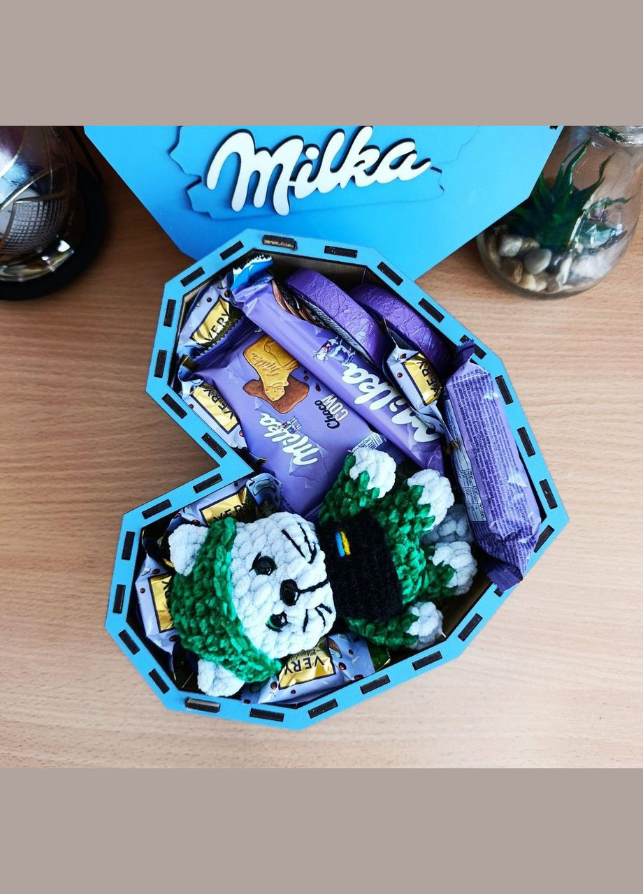 Бокс милка со сладостями и игрушкой для ребенка или девушки на день влюбленных 8 марта день рождения (ar184) No Brand (322126684)