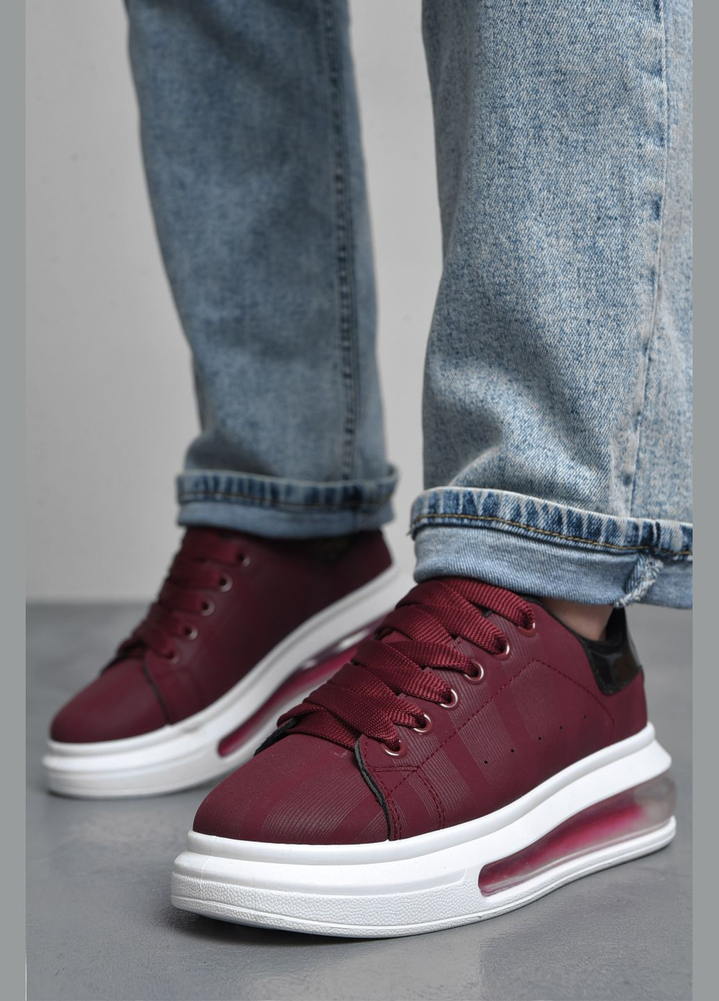 Бордові осінні кросівки жіночі бордового кольору на шнурівці Let's Shop