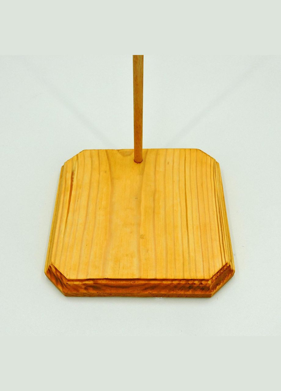 Підставка для ляльок з дерева Модело 16х16 каррі (КУК-160403) No Brand (328911337)