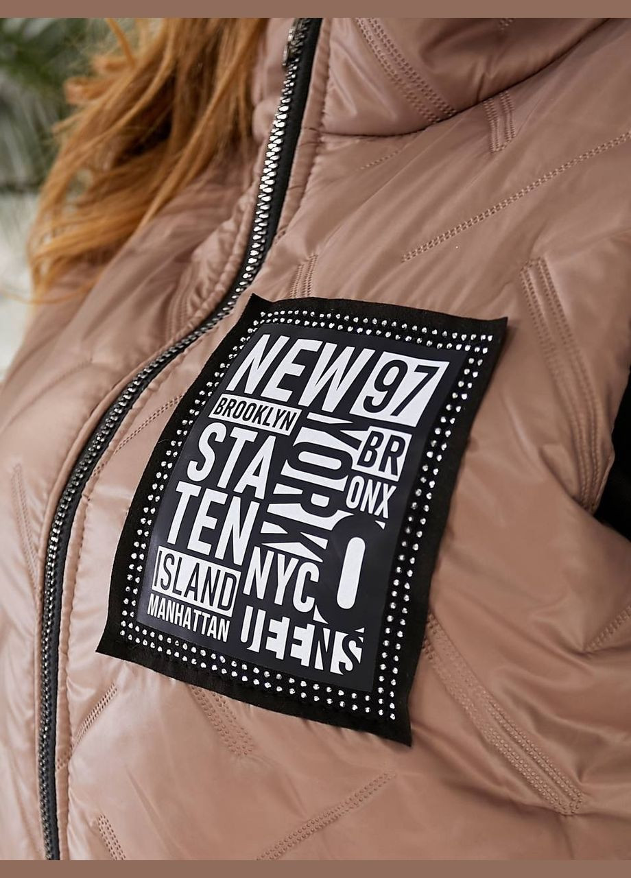 Жіноча подовжена жилетка батал мокко на блискавці з капюшоном і кишенями Viki Жилет (316111601)