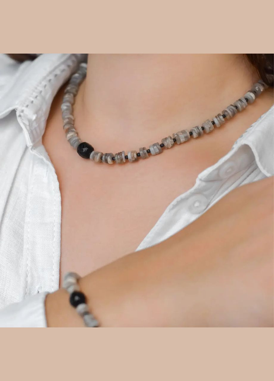 Чокер натуральный Селенит, Шунгит и Турмалин Шерл фур-ра гип-ный сплав цвет серебро d-9х6мм+- L-40-45см No Brand турмалин, шунгит латунь серебро (302972853)