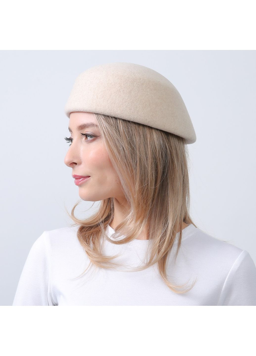 Берет жіночий кашемір бежевий КОЛІН LuckyLOOK 717-930 (322790870)