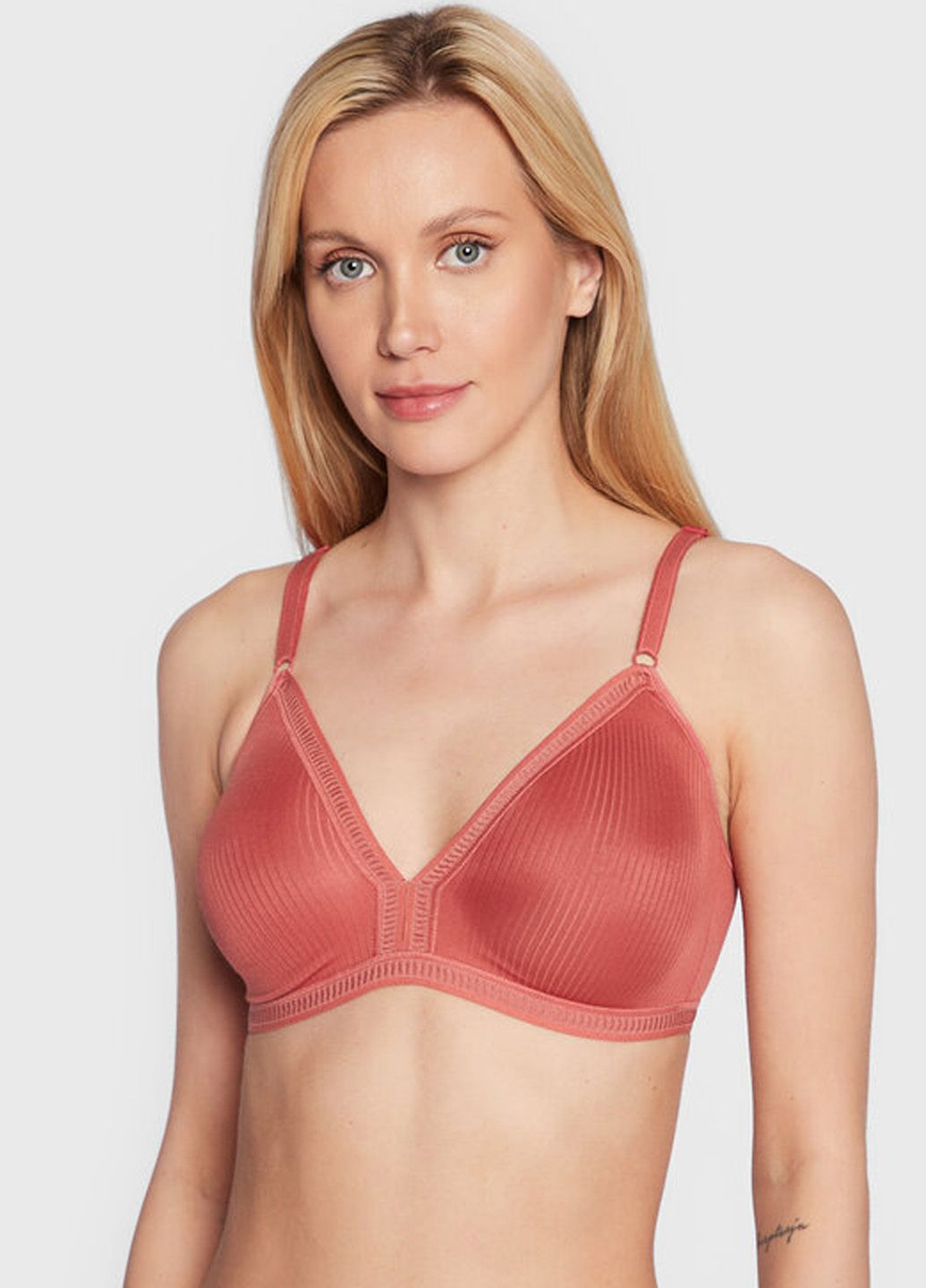 Бордовий бюстгальтер Dorina