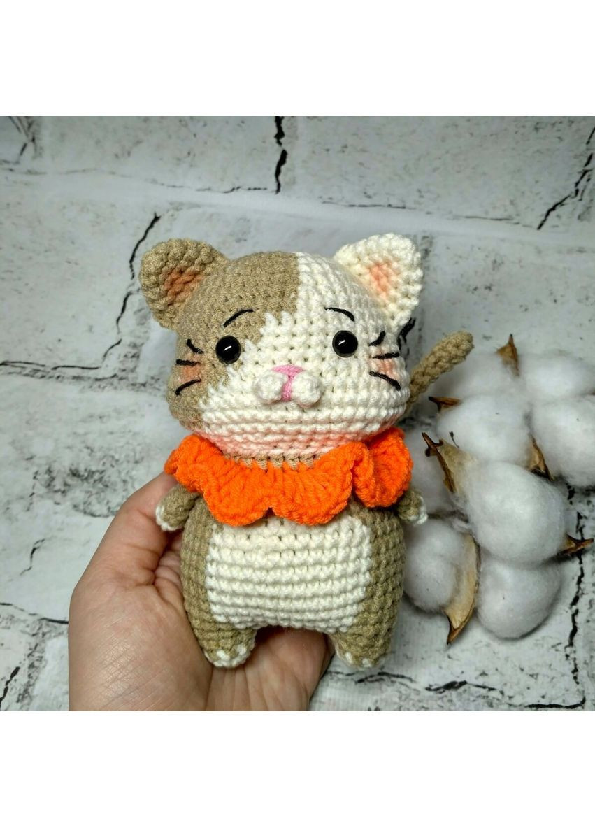 Мягкая игрушка ручной работы вязаная амигуруми Hand Made Котик 14 см No Brand (365754454)