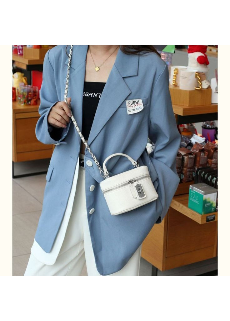 Стьобана та містка сумка-бокоді білого кольору з ланцюжком, сумка мінічохол із ланцюжком No Brand (362588135)