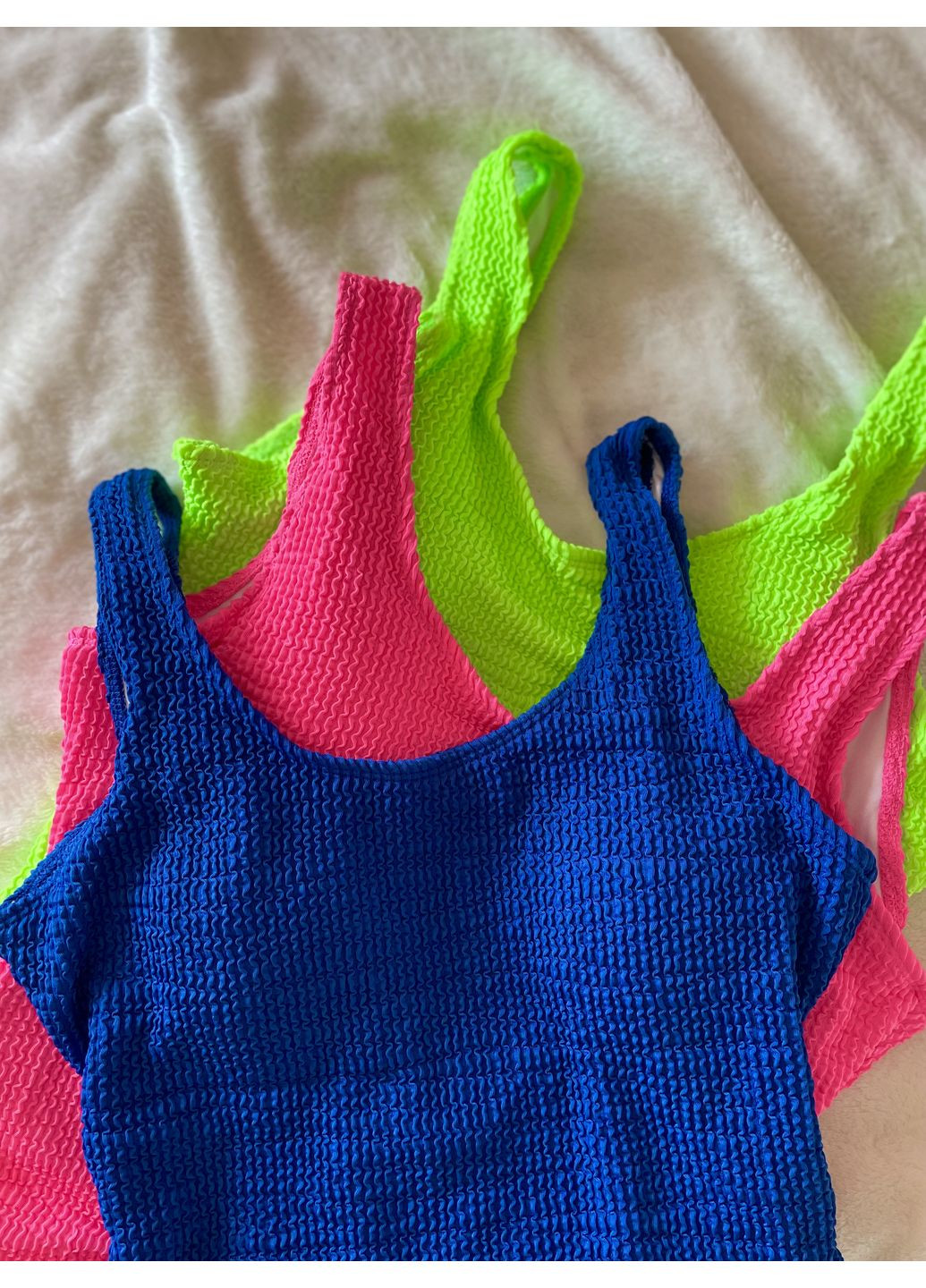 Розовый яркий монокини с премиум жатки слитный Trendy