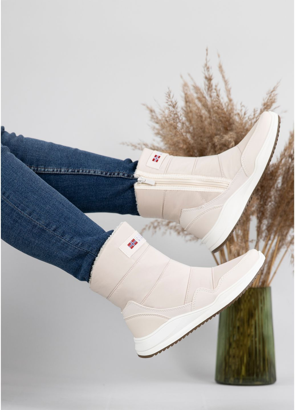 Жіночі дутики зимові з хутром бежеві (N 2 беж) Paolla (366423834)