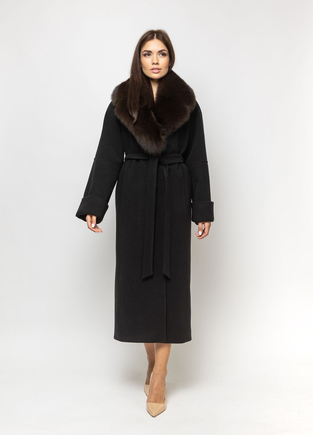 Чорне Ріміні чорне хутро CHIUAS