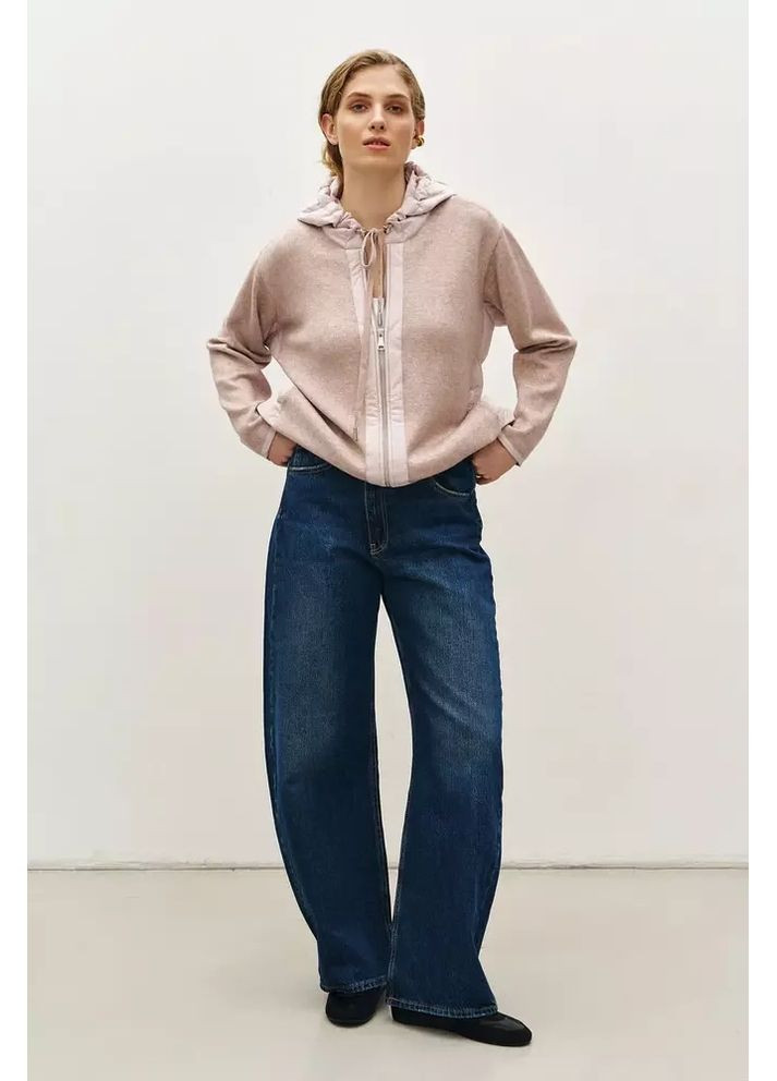 Пудровая демисезонная женская куртка комбинированная со стёганым капюшоном mkrm4247-1 Modna KAZKA