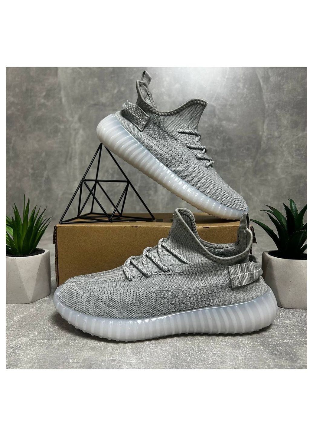 Сірі Літні кросівки чоловічі Stilli Yeezy Boost