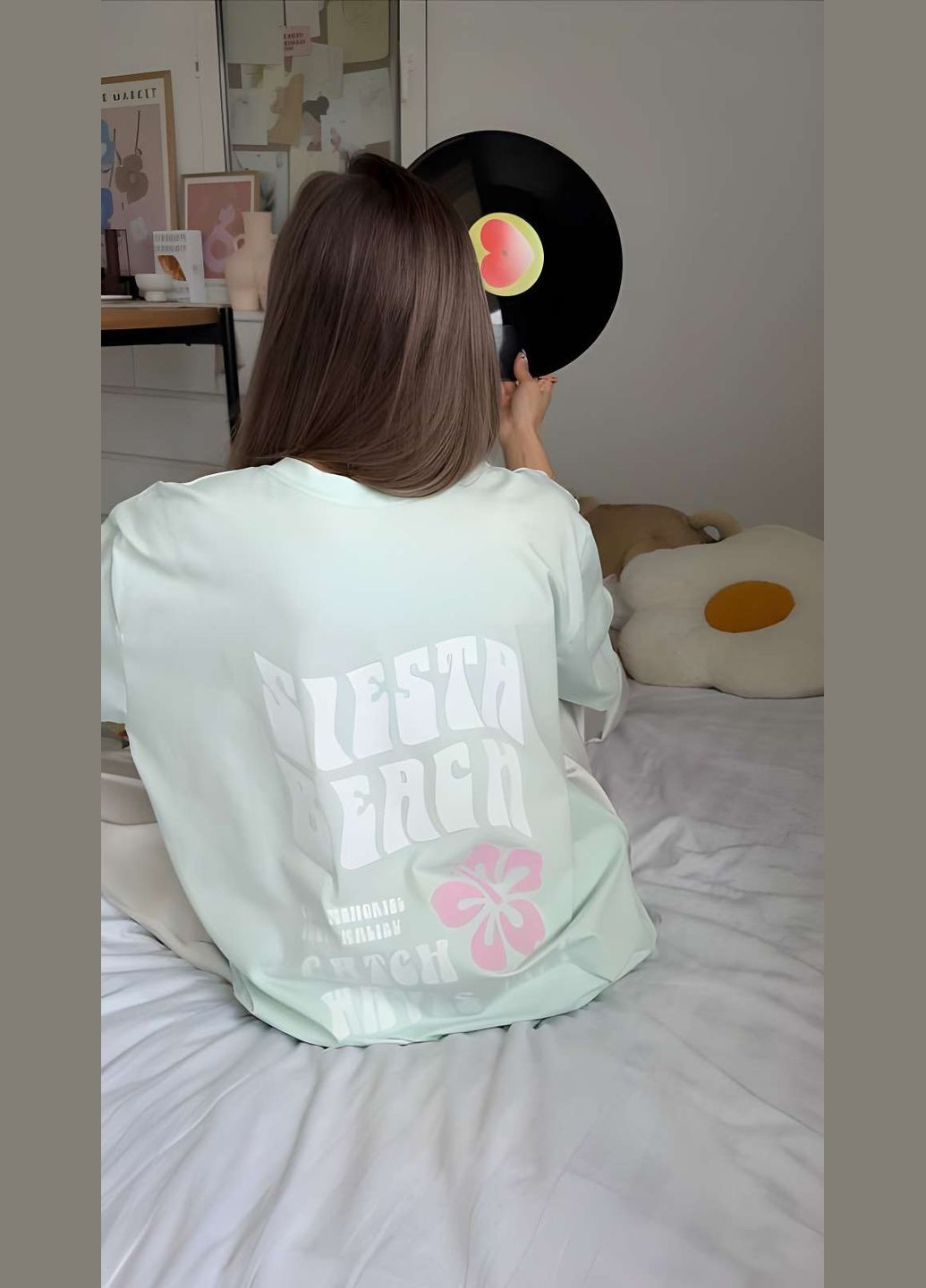 Женская качественная нежная хлопковая футболка оверсайз с надписью siesta beach one size мятный хлопок Україна - (339402890)