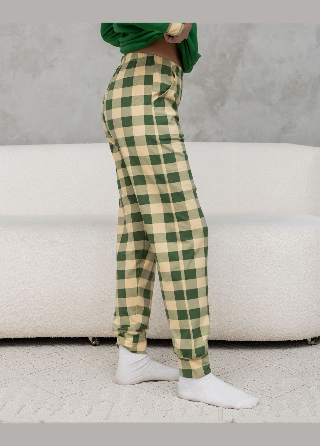 Зеленая всесезон пижама женская кофта со штанами трикотажная пингвин размер s, m, l, xl кофта + брюки Nicoletta Піжама