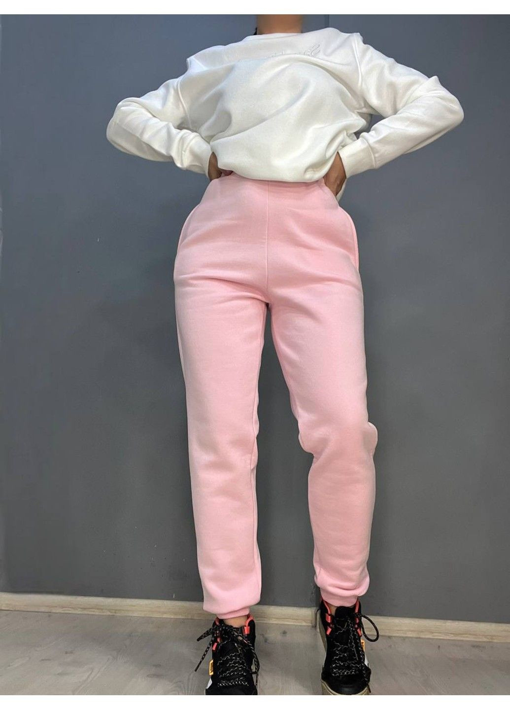 Брюки жіночі 24-13 спортивні штани джоггери на резинці утеплені фліс рожеві Pepper&Mint (313862903)