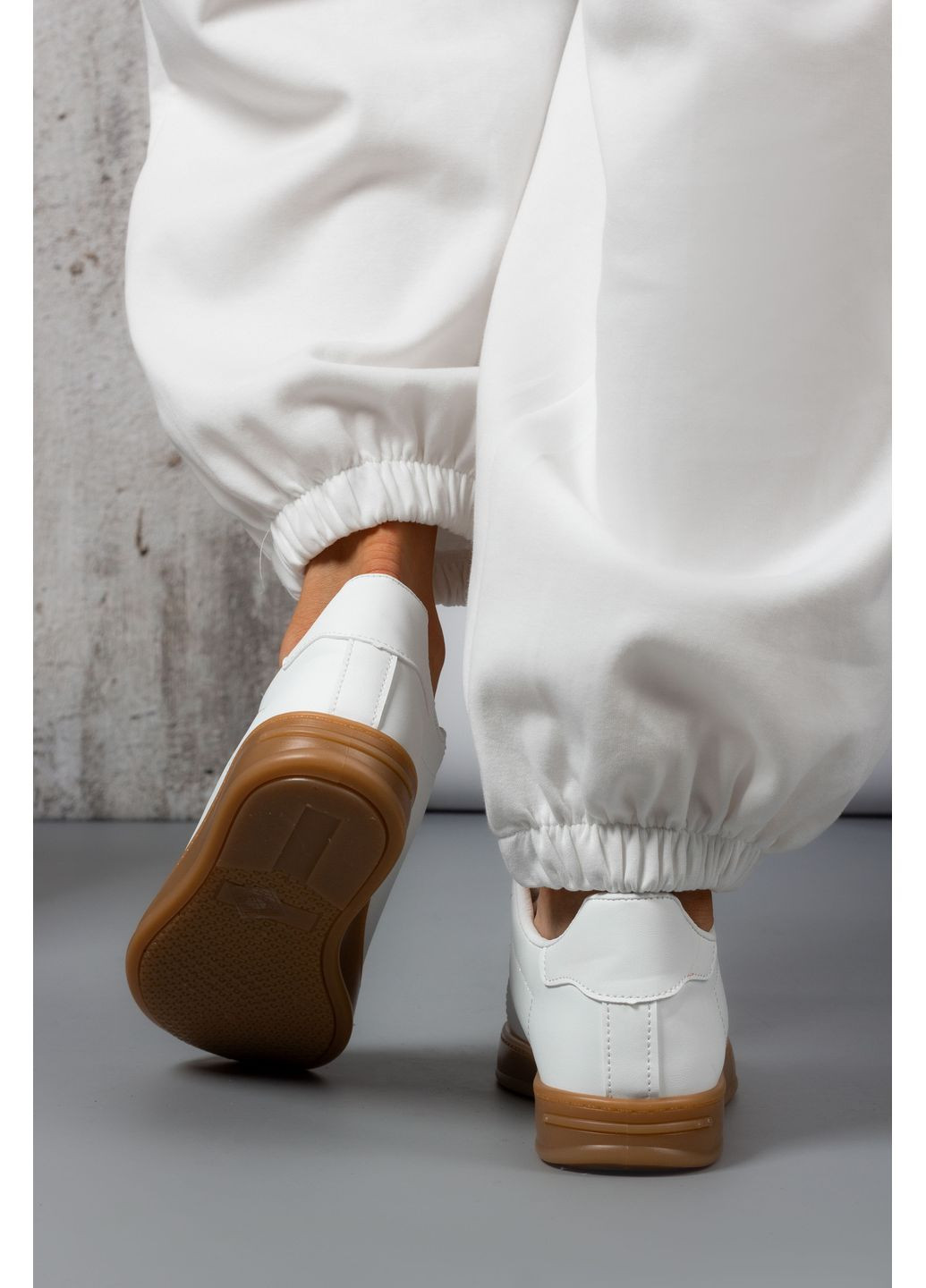 Белые кеды женские 230-1 белые 346428 Fashion