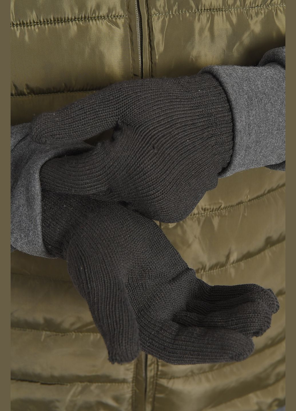 Перчатки мужские вязаные утепленные черного цвета двойные Let's Shop (302660948)