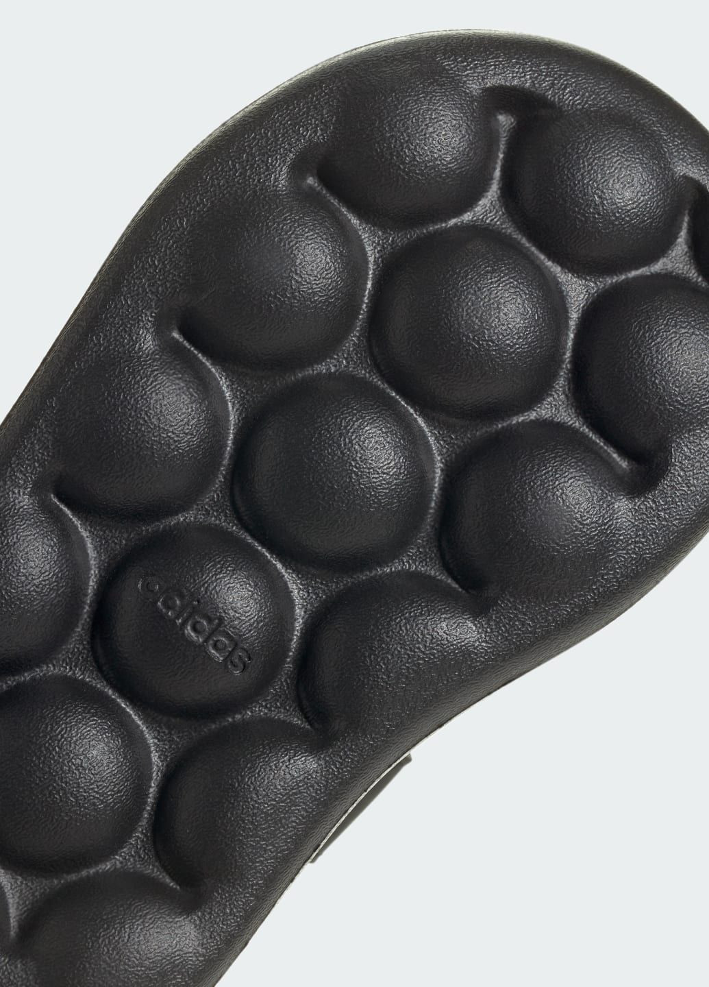 Черные всесезонные кроссовки advantage adidas