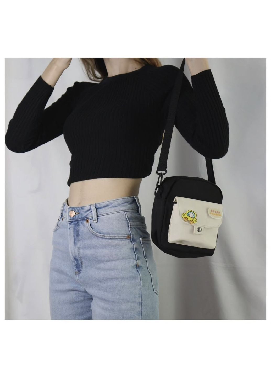 Чорна сумка крос-боді з молочною кишенею містка в корейському стилі невеличка з кавай значками два відділення ретро аніме к-поп No Brand (325877387)