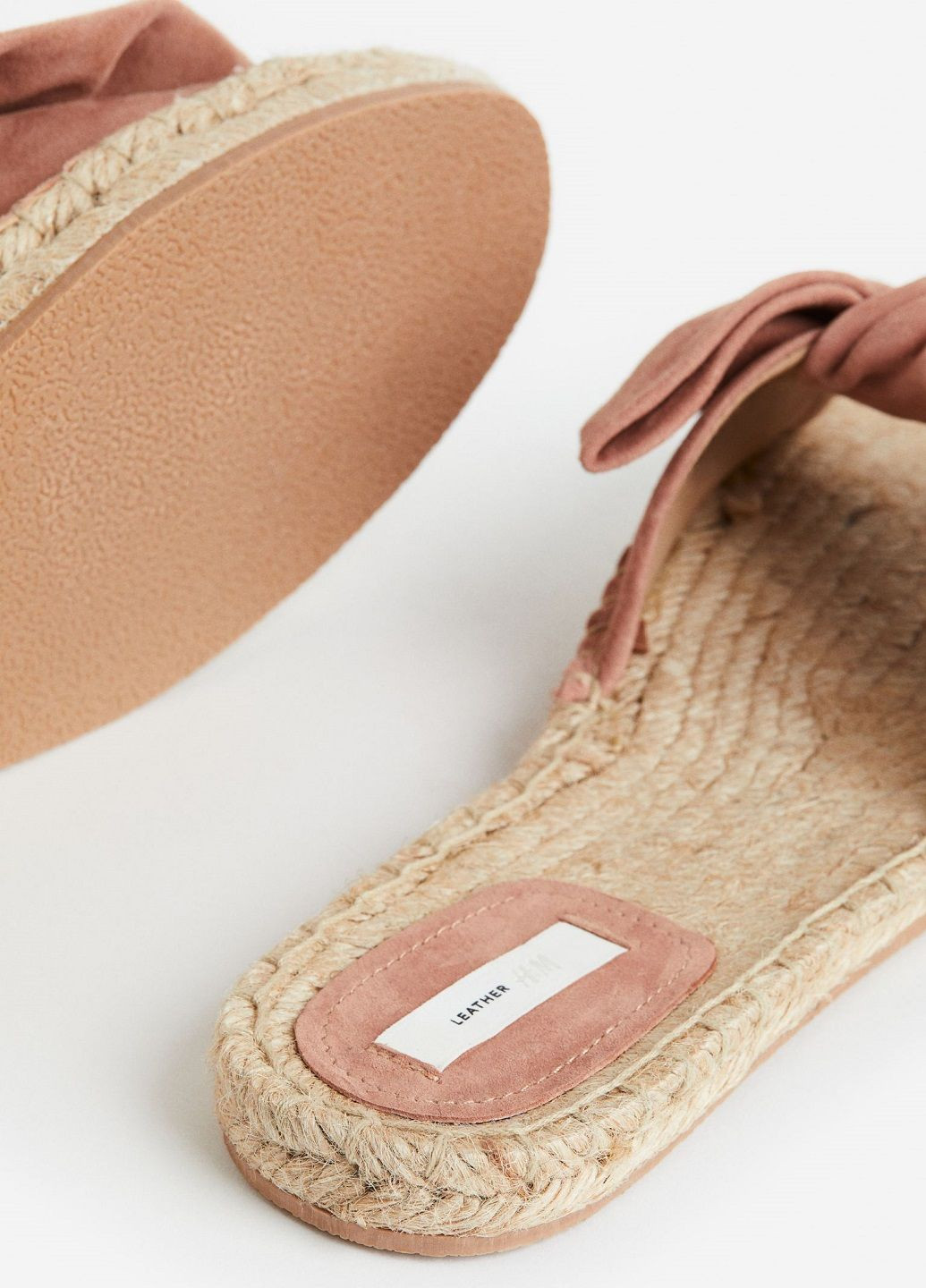 Бежевые шлепанцы H&M