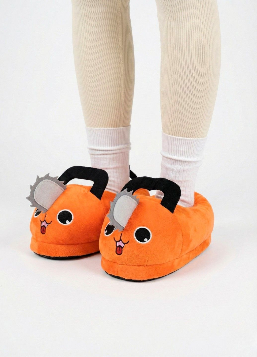 Капці домашні Почіта аніме Людина-Бензопила для підлітків та дорослих помаранчеві Lalapka (370858911)