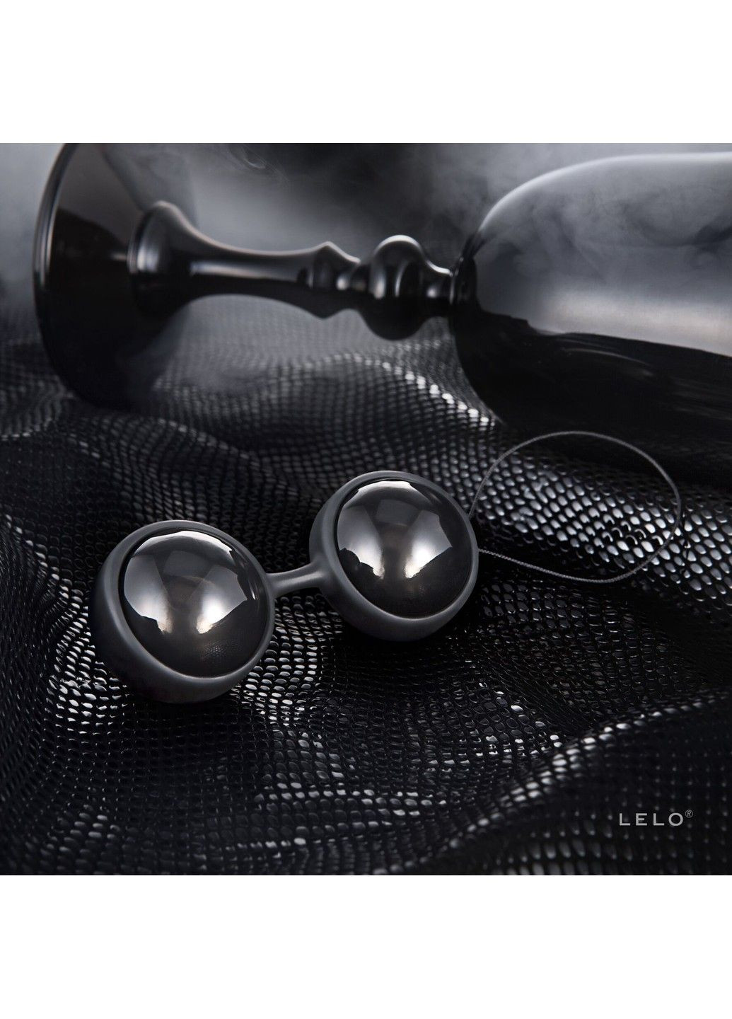 Вагінальні кульки Luna Beads Noir Black, зміщений центр ваги, діаметр 2,9 см, 2х37 г Lelo (292786062)