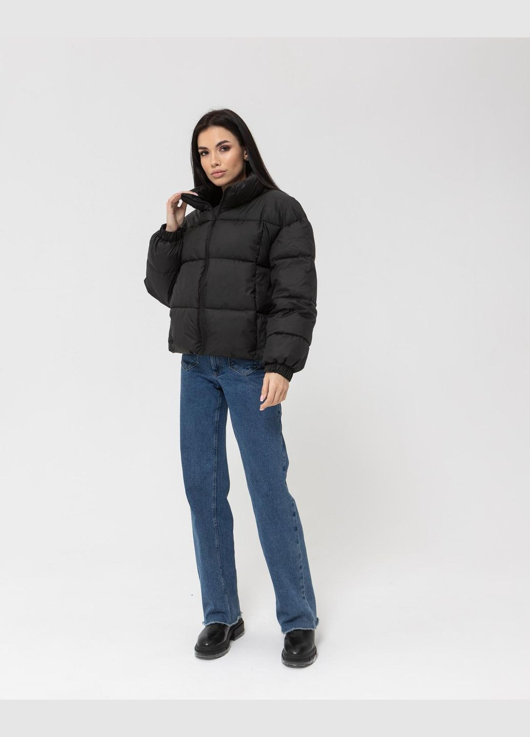 Черная демисезонная стильный короткий пуховик на теплую зиму-весну-осень Vakko