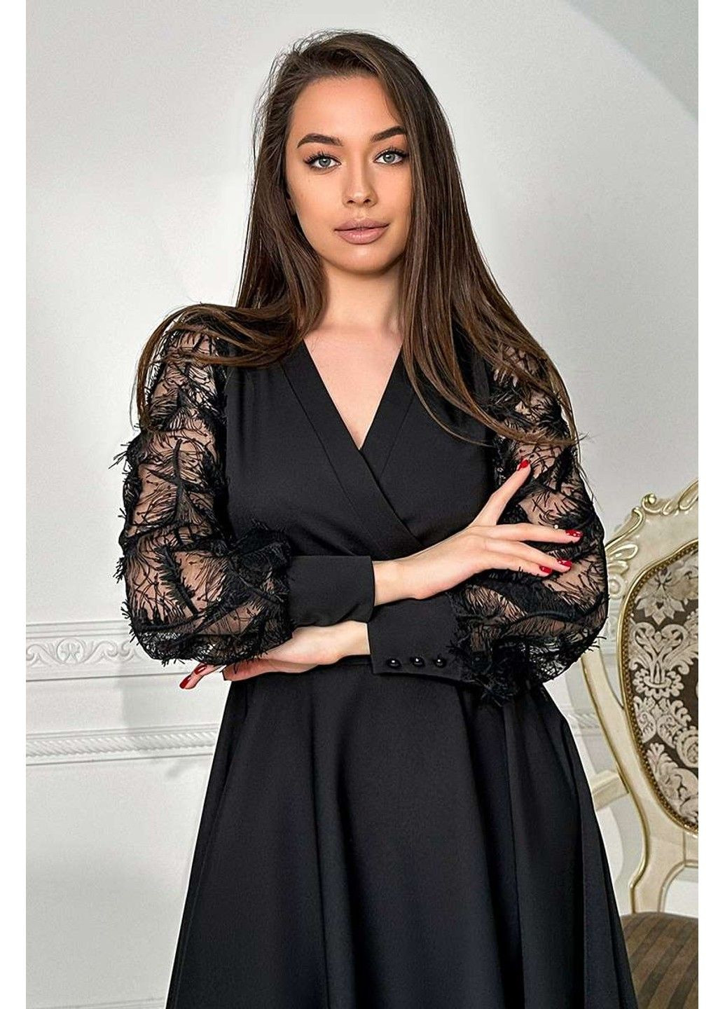 Черное коктейльное платье гипюр перо 24007 черное Tanita-Romario