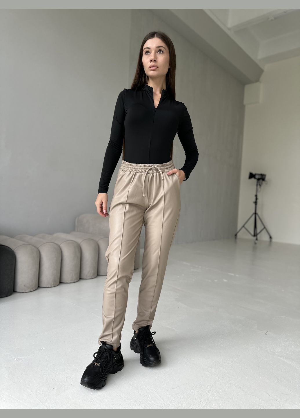 Теплі Штани Джогери з Екошкіри Soda (307187591)