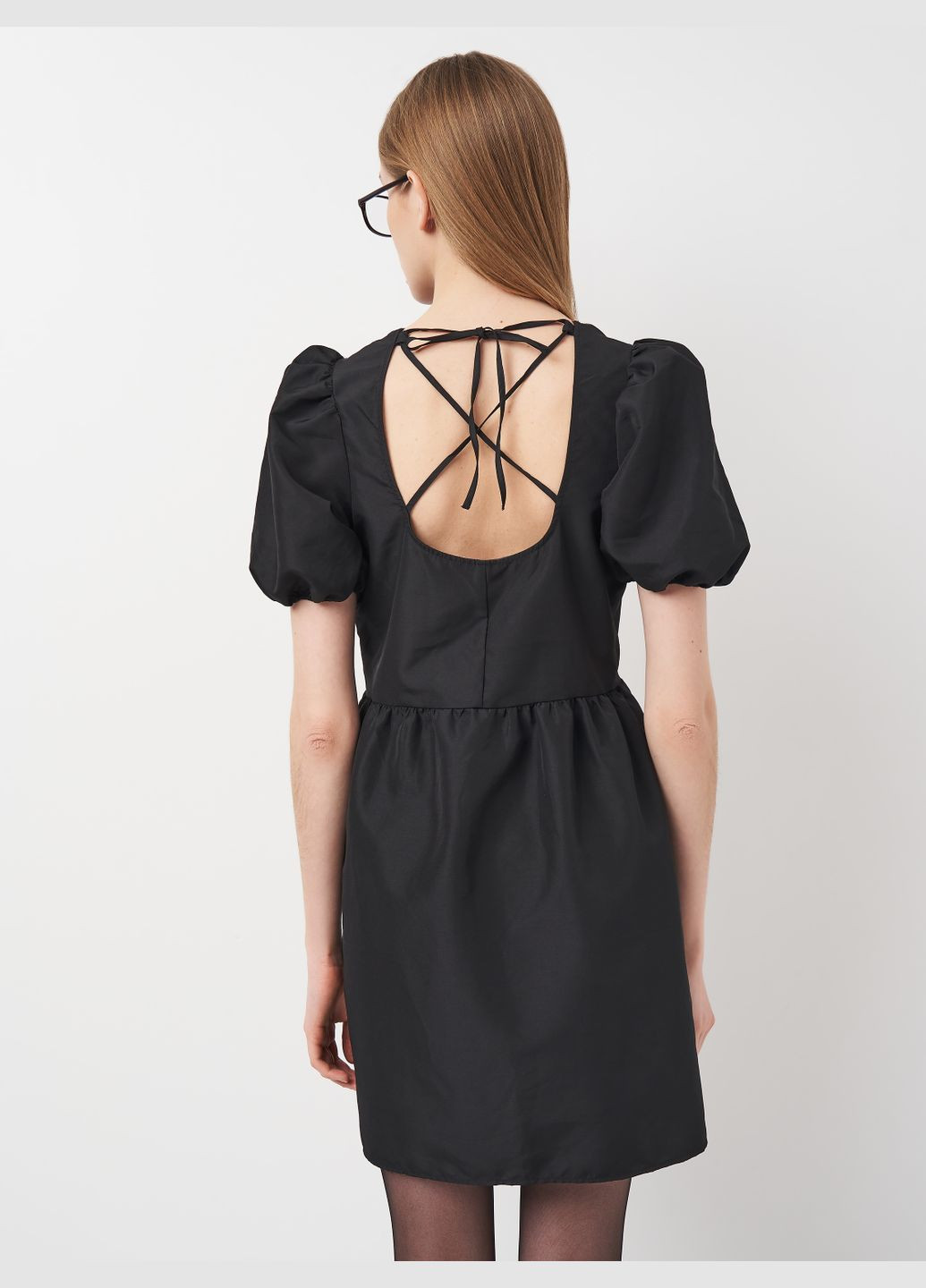 Чорна кежуал сукня H&M однотонна