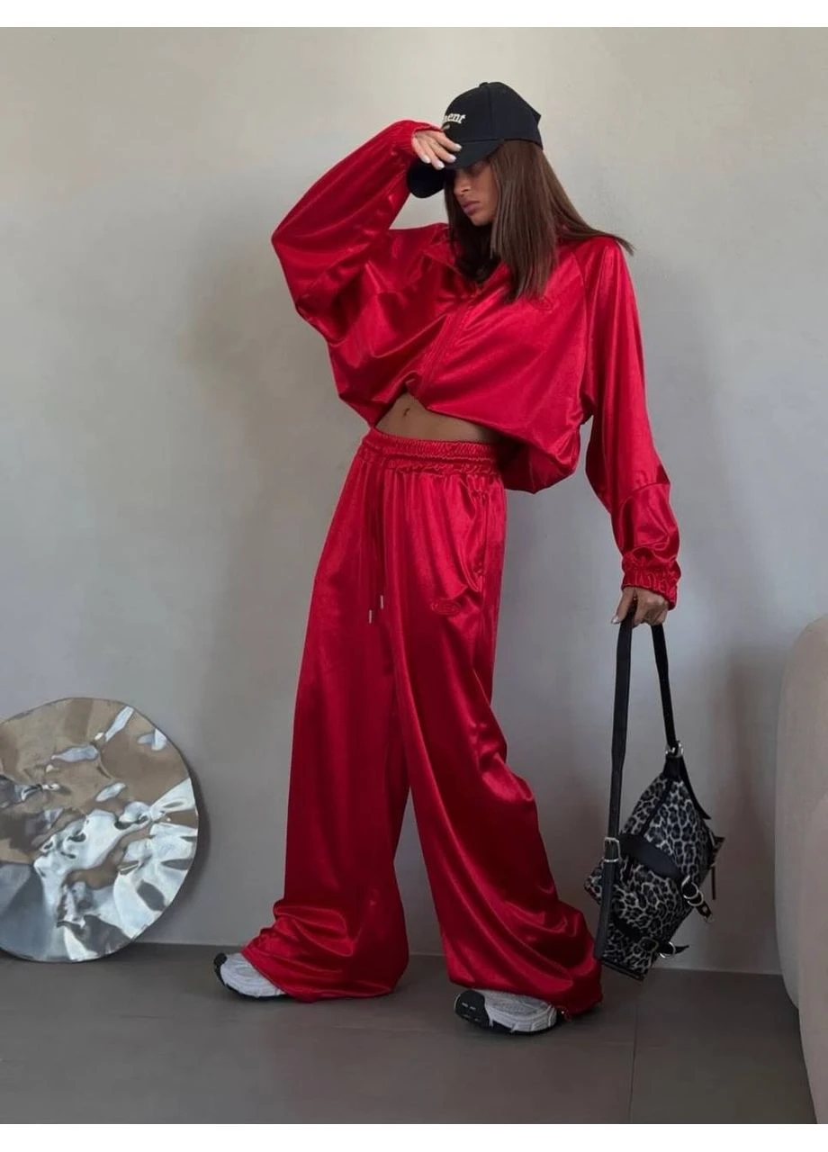Костюм спортивный женский из шелка красного цвета 38025 No Brand (391547291)