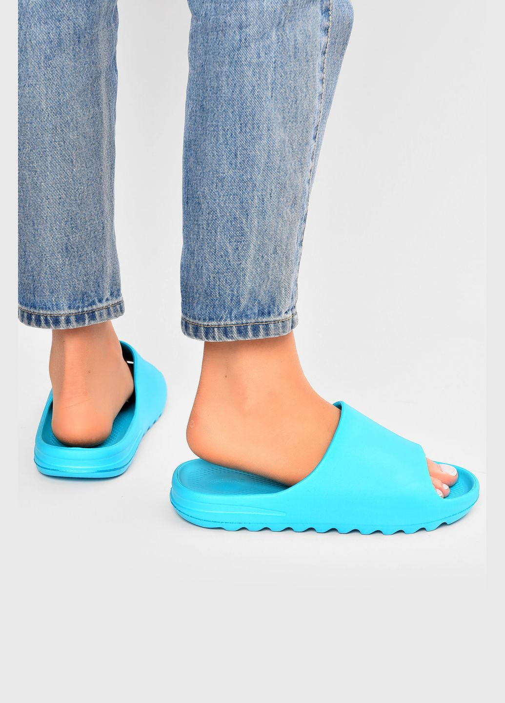 Бирюзовые шлепанцы пена женские бирюзового цвета Let's Shop