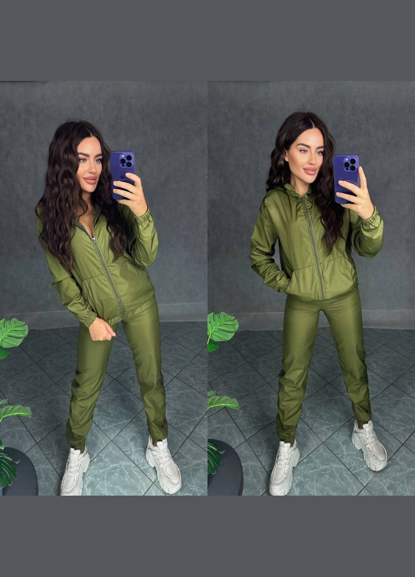 Жіночий спортивний костюм No Brand (324103703)