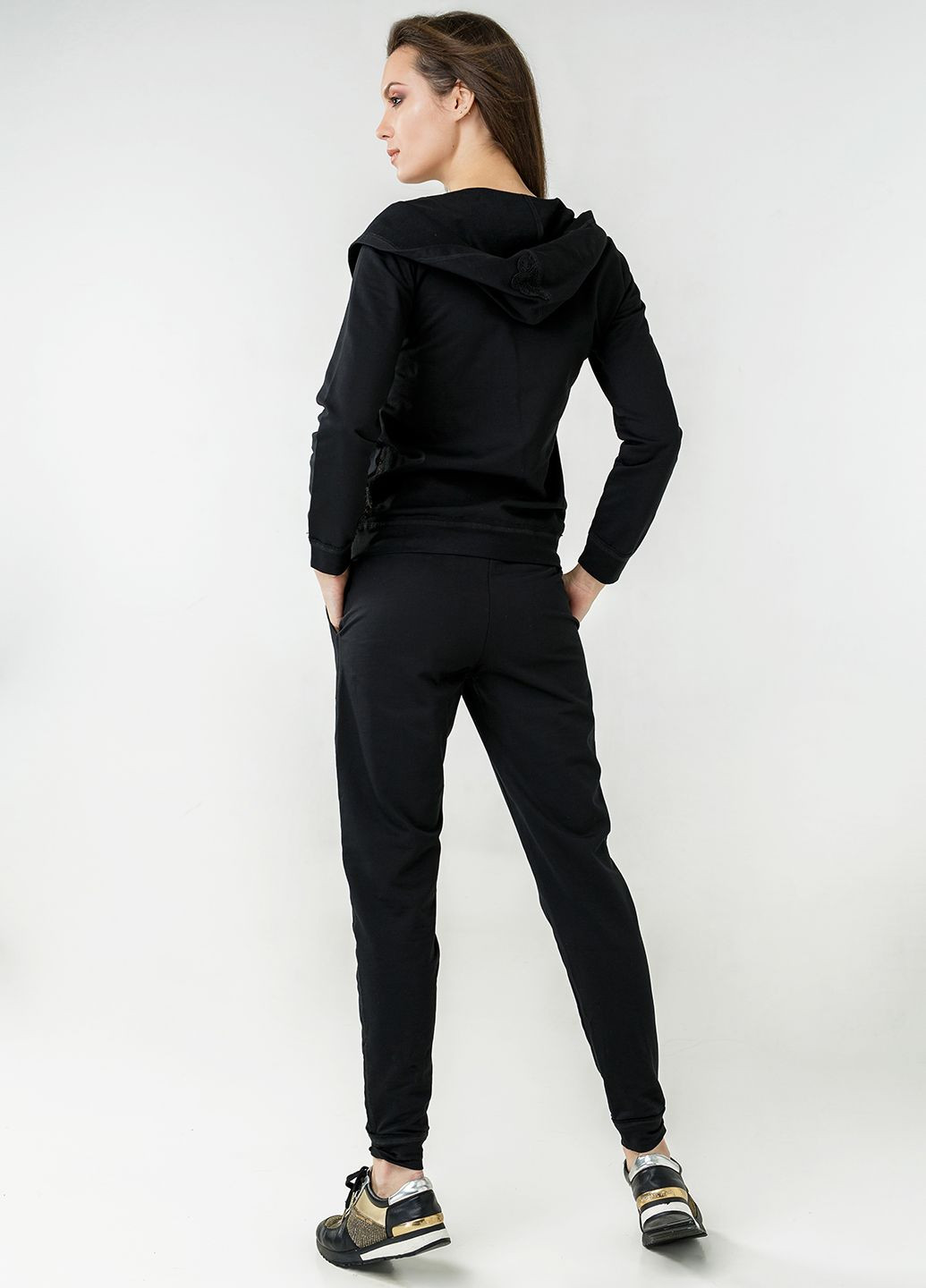 Жіночий спортивний костюм з мереживом чорного кольору. ORA (282737192)