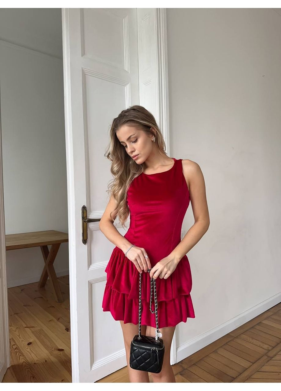 Червона розкішна та грайлива сукня😍❤️🔥 Luna