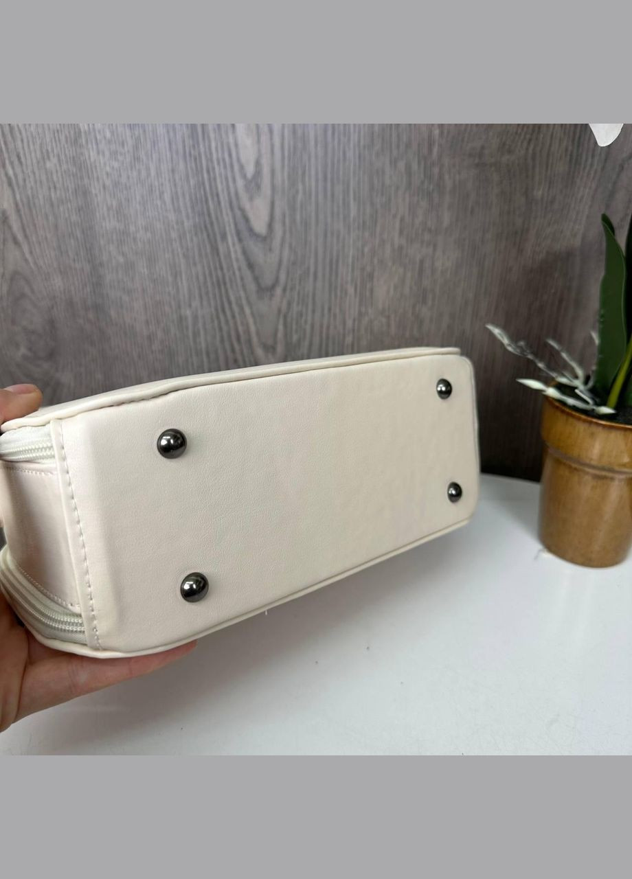 Жіноча каркасна міні сумочка на плече з металевою молочною фурнітурою (sku_1233М) No Brand (330576511)