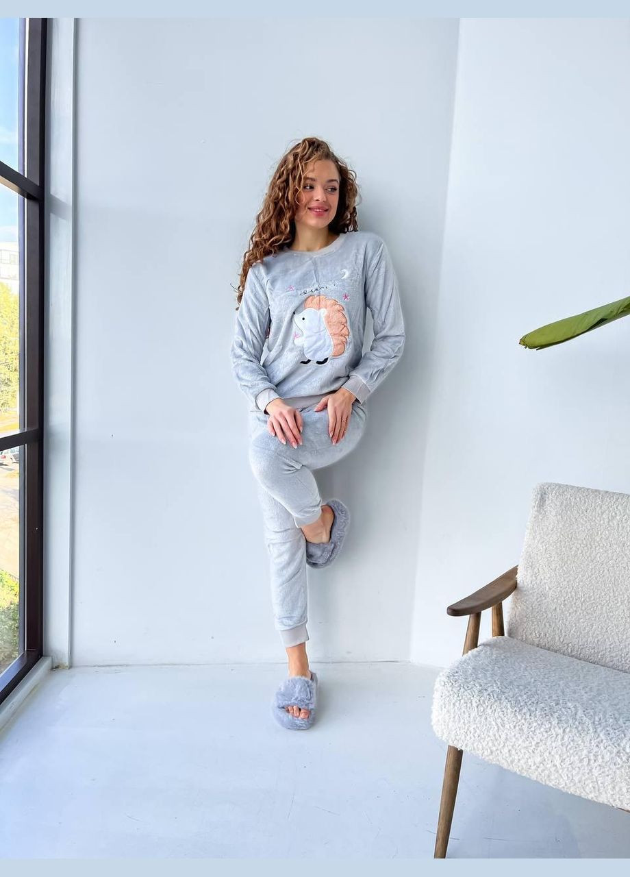 Серая женская теплая пижама GT