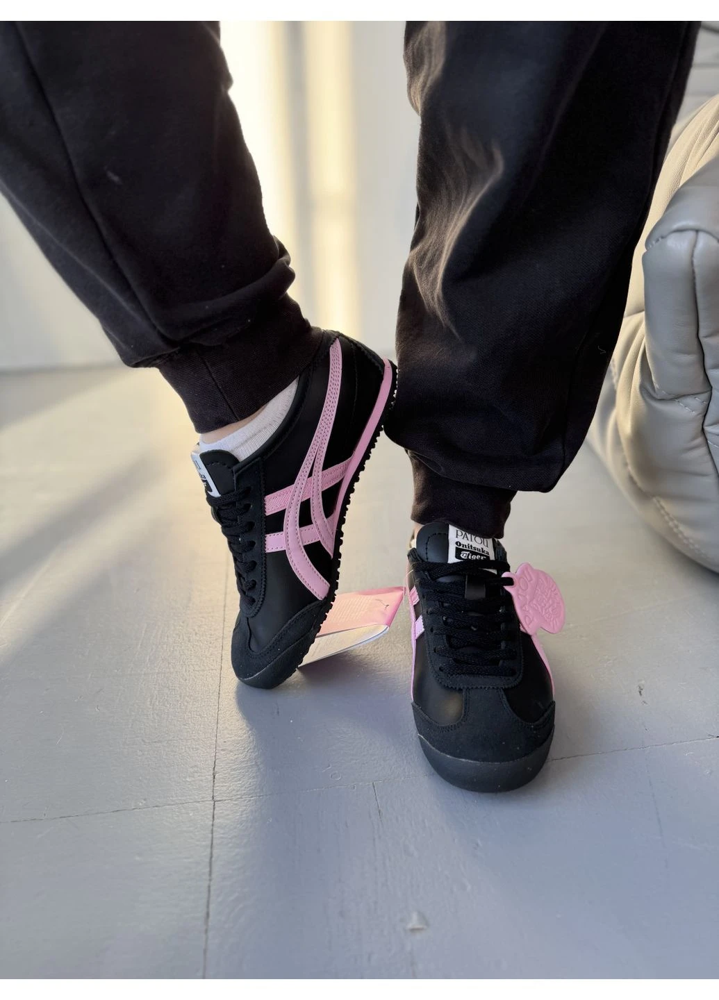 Черные летние кроссовки asics onitsuka tiger x patou mexico 66 black pink асикс онитсука No Brand