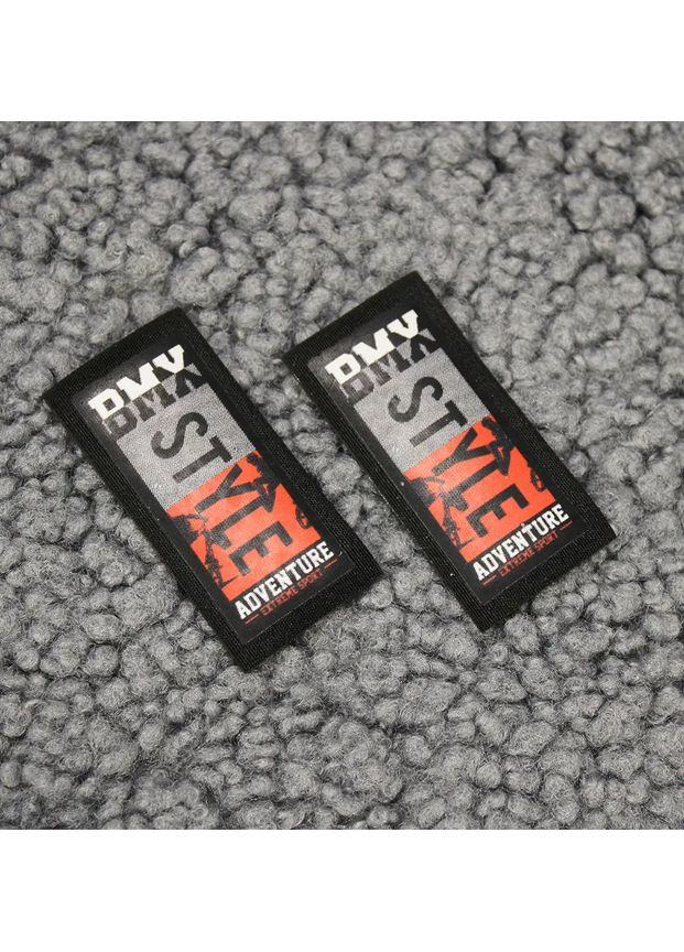 Нашивка "Style" чорного кольору (6315) No Brand (362347212)