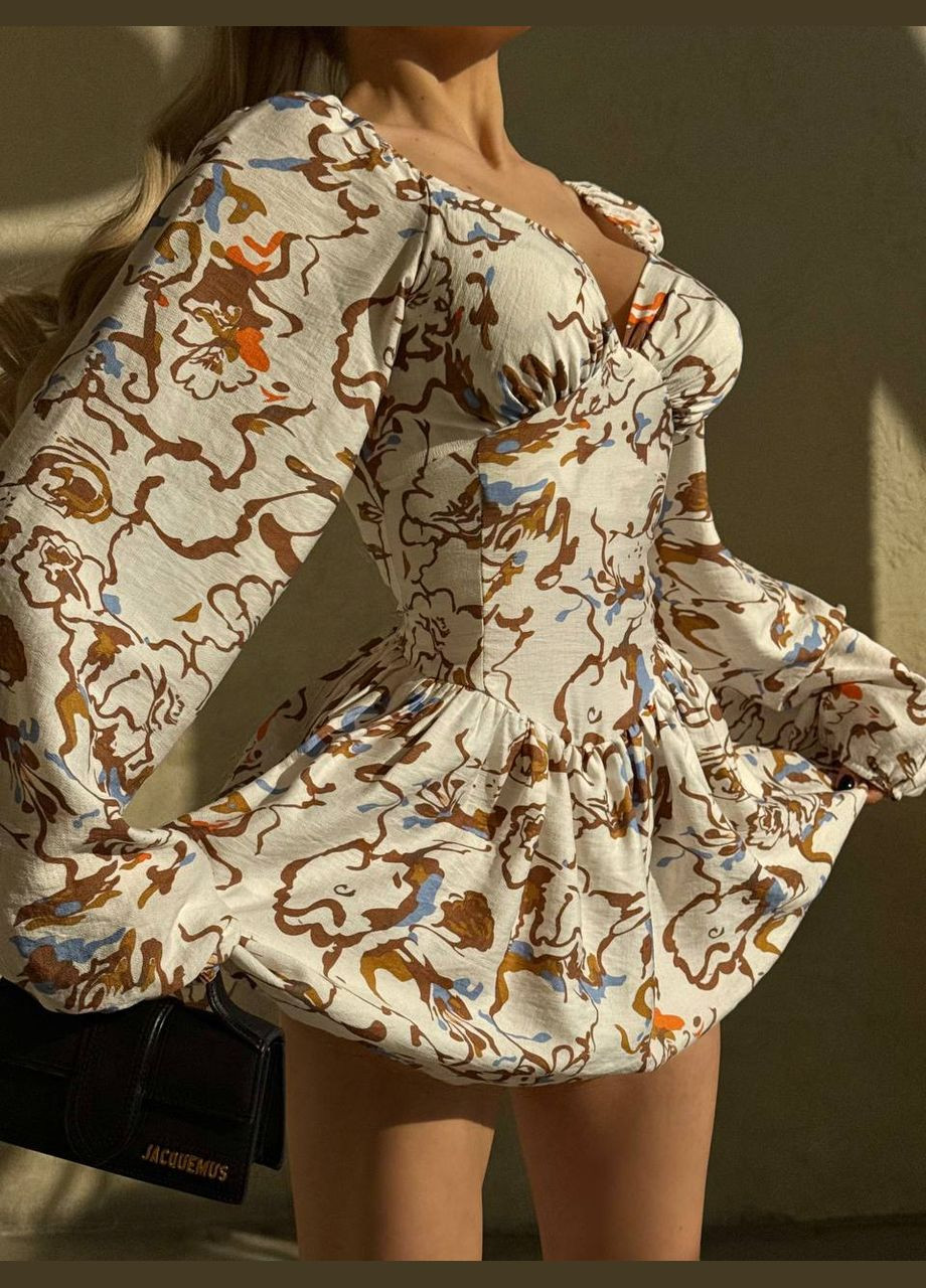 Белое праздничный, вечернее платье-комбинезон с шортиками с пышной юбкой Adelante с абстрактным узором