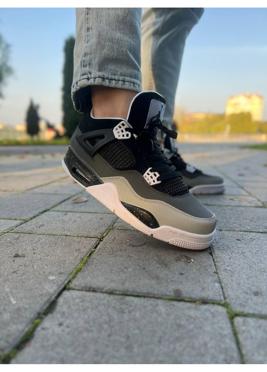 Білі Осінні кросівки чоловічі nike air jordan retro 4 stelth найк аір джордан No Brand