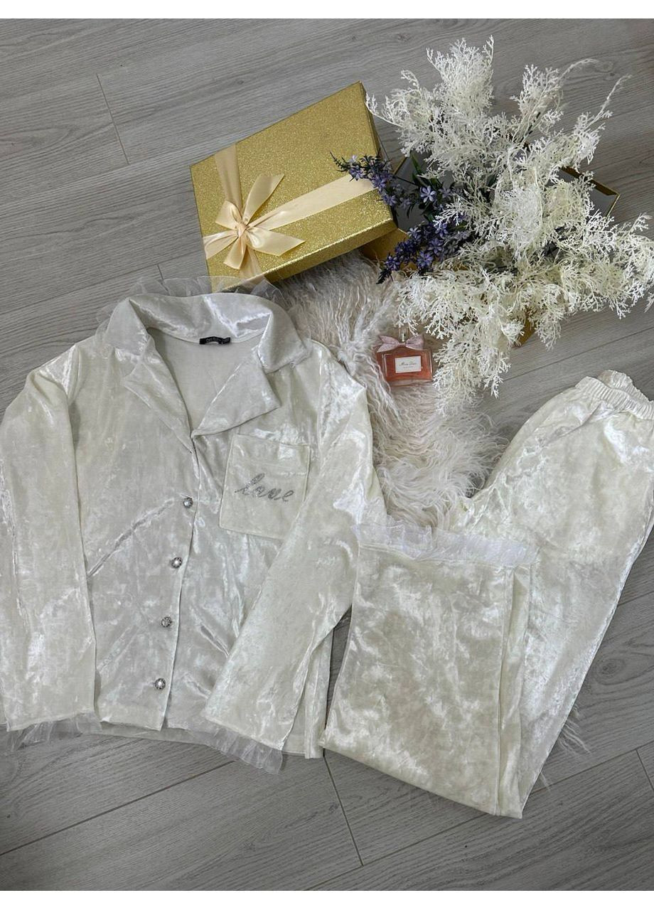 Молочная женская пижама из мраморного велюра Osoblyva