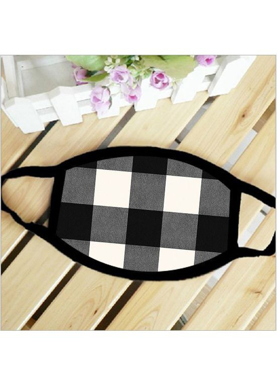 Маска защитная на лицо Белая клетка Дровосек косплей 17х11 см (ms153) No Brand (360802000)