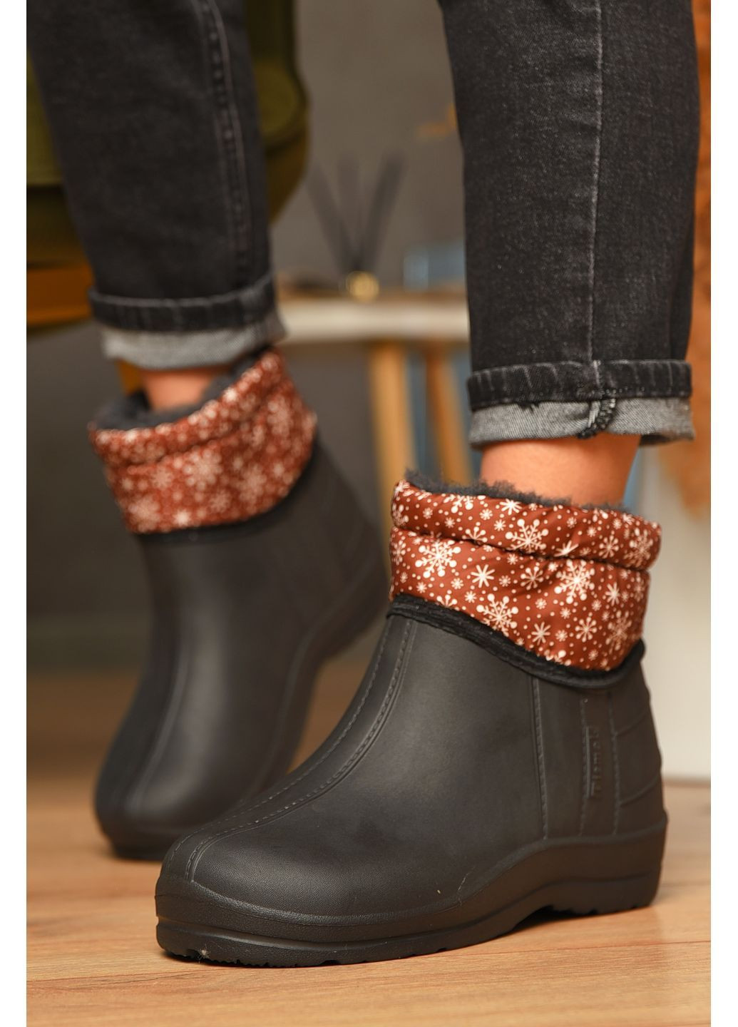 Дутики жіночі на хутрі чорного кольору Let's Shop (366063175)