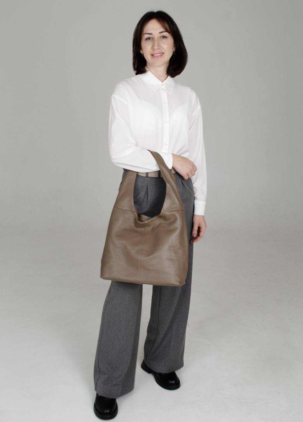 Сумка женская шопер кожаная 02550 с одной ручкой темний тауп Virginia Conti (302669631)