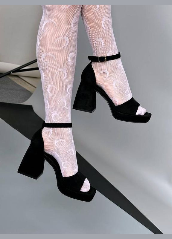 Чорні босоніжки на каблуку L&M (299317210)