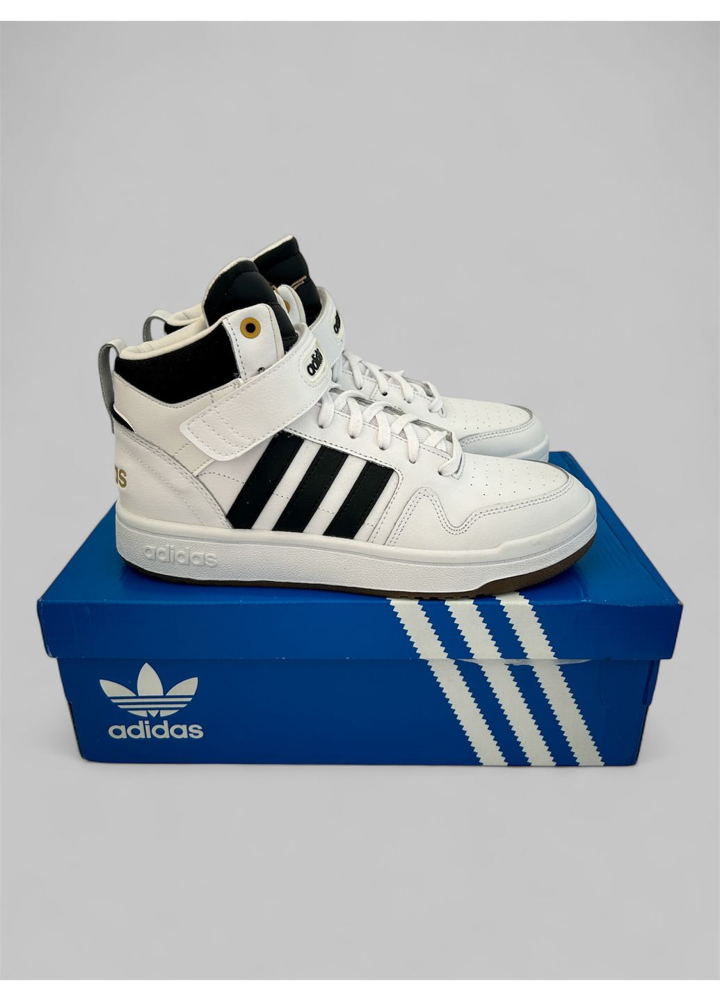 Белые демисезонные кроссовки postmove mid adidas