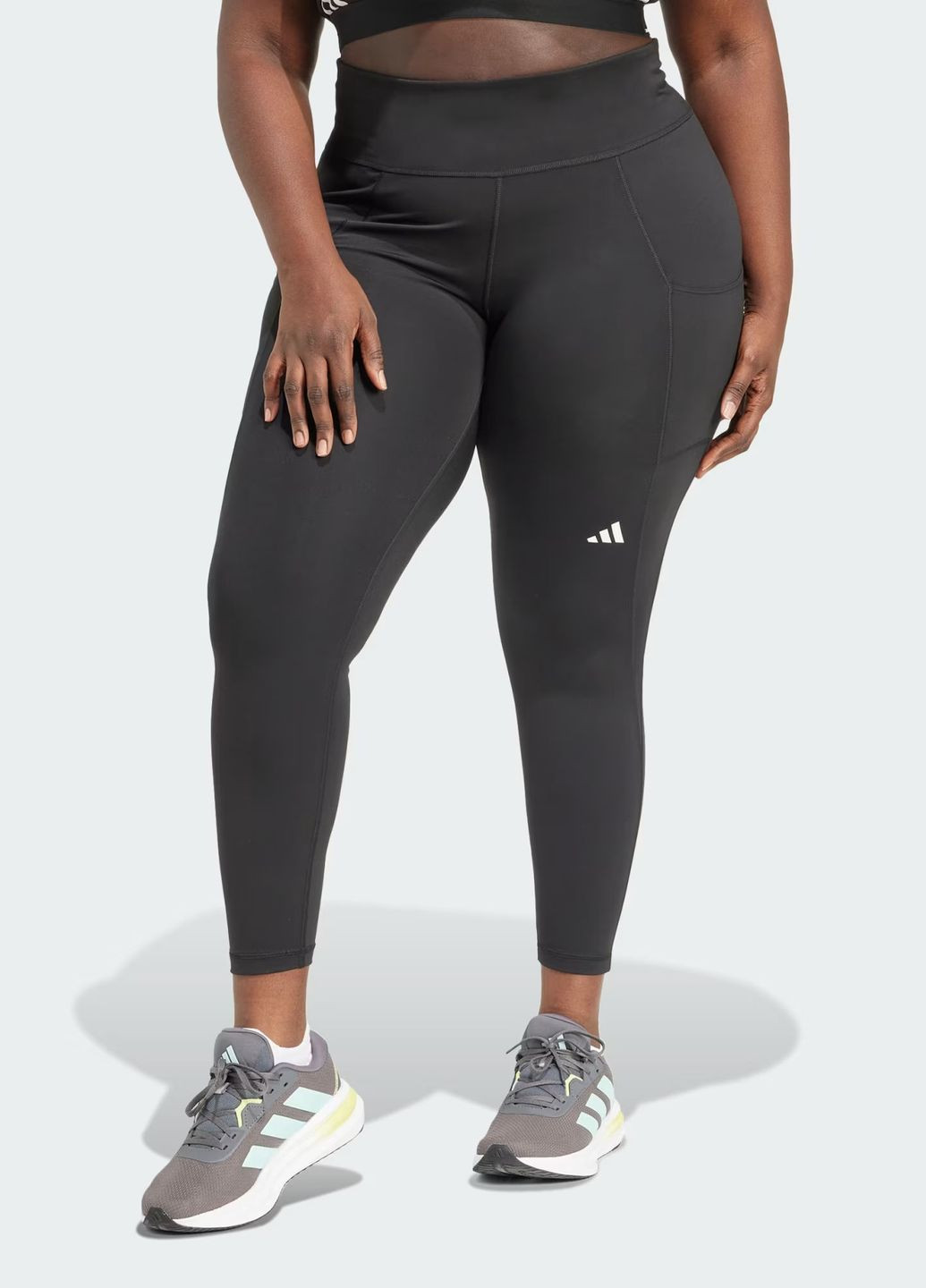 Черные демисезонные спортивные леггинсы adidas