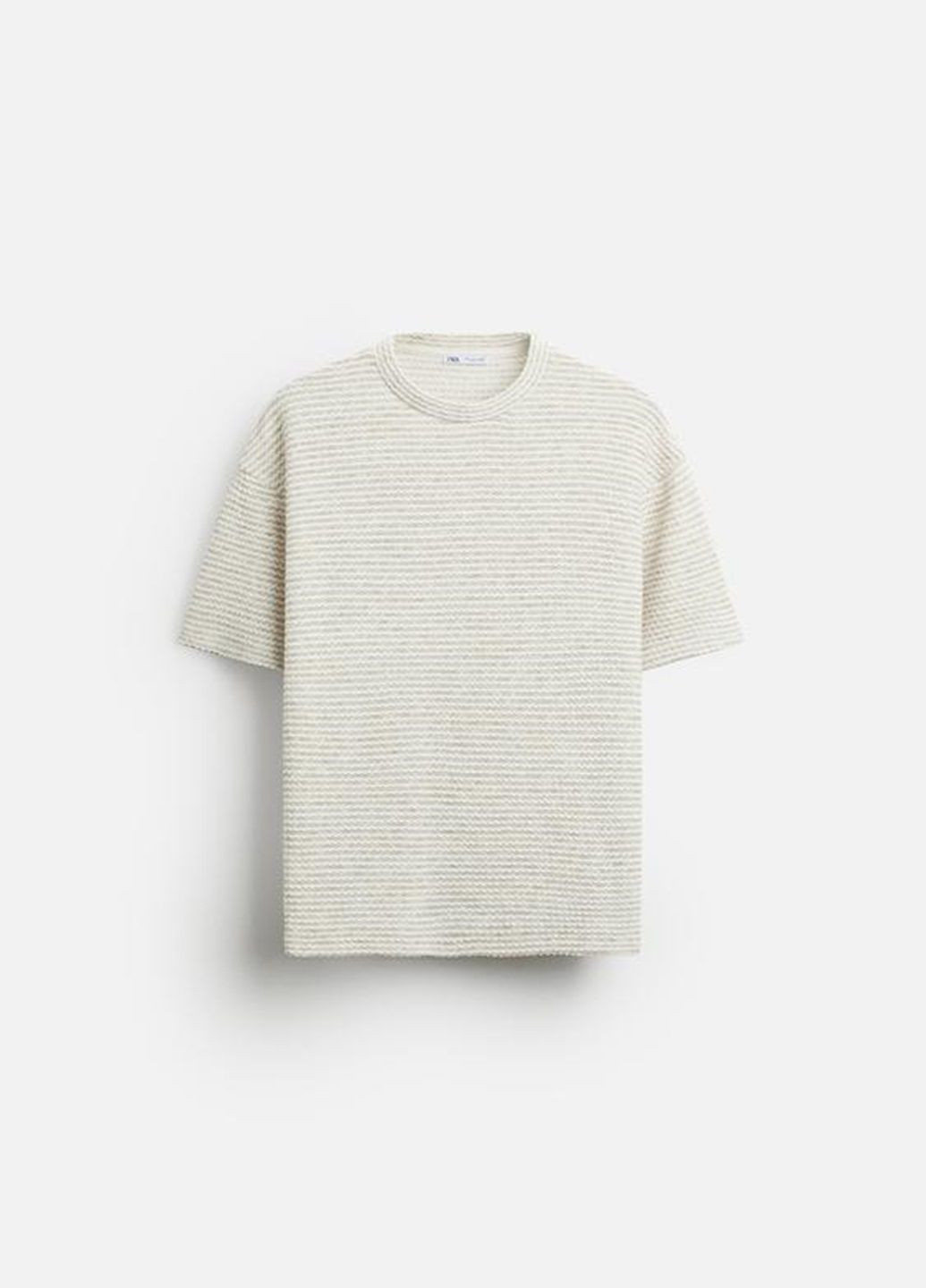 Молочна футболка Zara